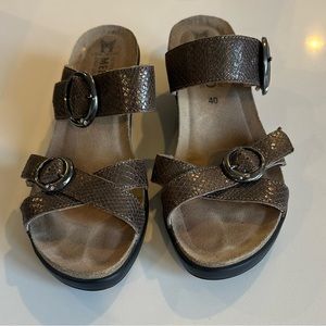 Mephisto bronze sandals size 10